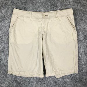 Mossimo Shorts Size 15 14 Women Khaki Mid Rise Bermuda Flap Pocket Casual Cotton